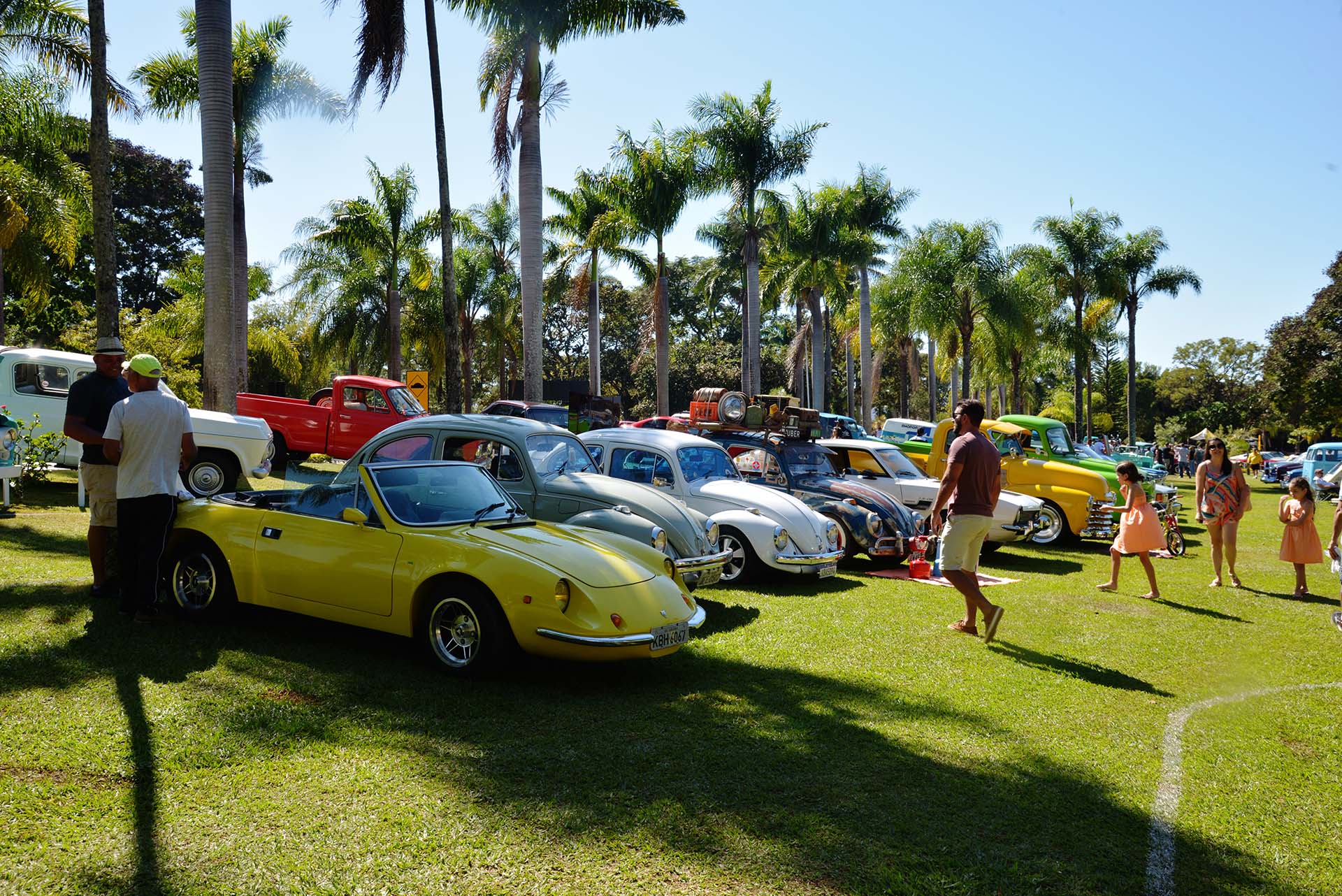 22º Encontro de Carros Antigos do CNB: O Maior do Centro-Oeste