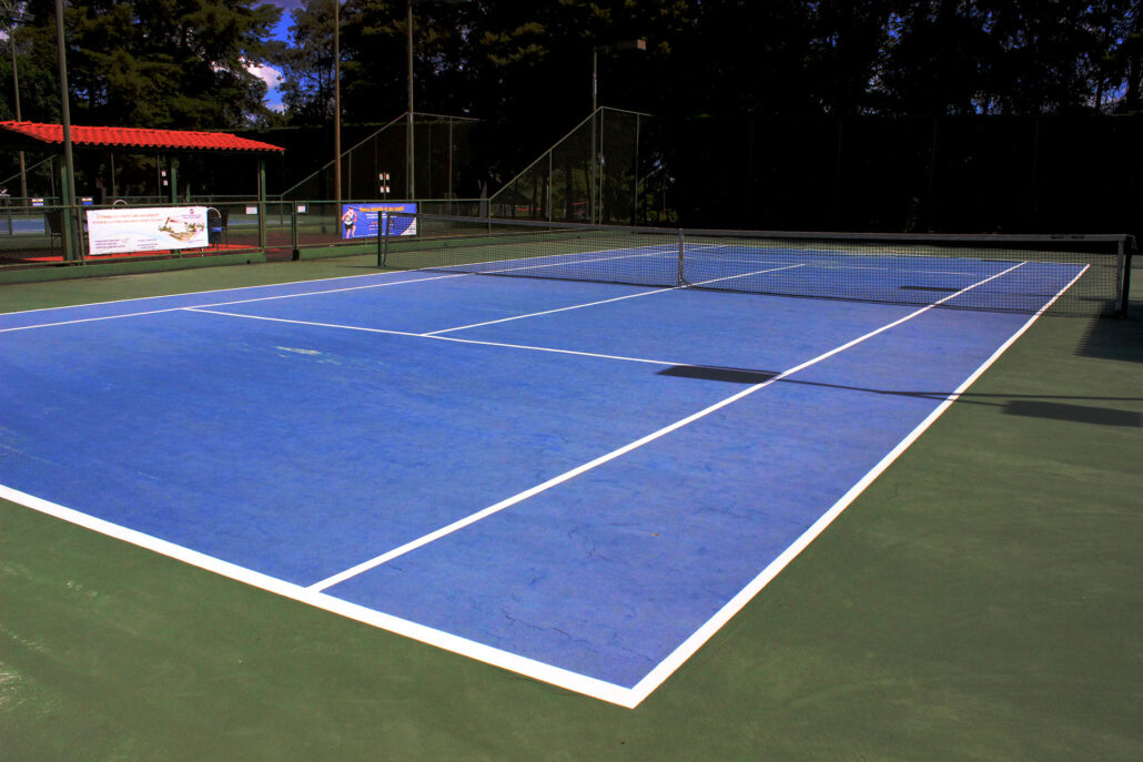 Quadra-de-tênis-no-clube-naval-brasília-piso-duro