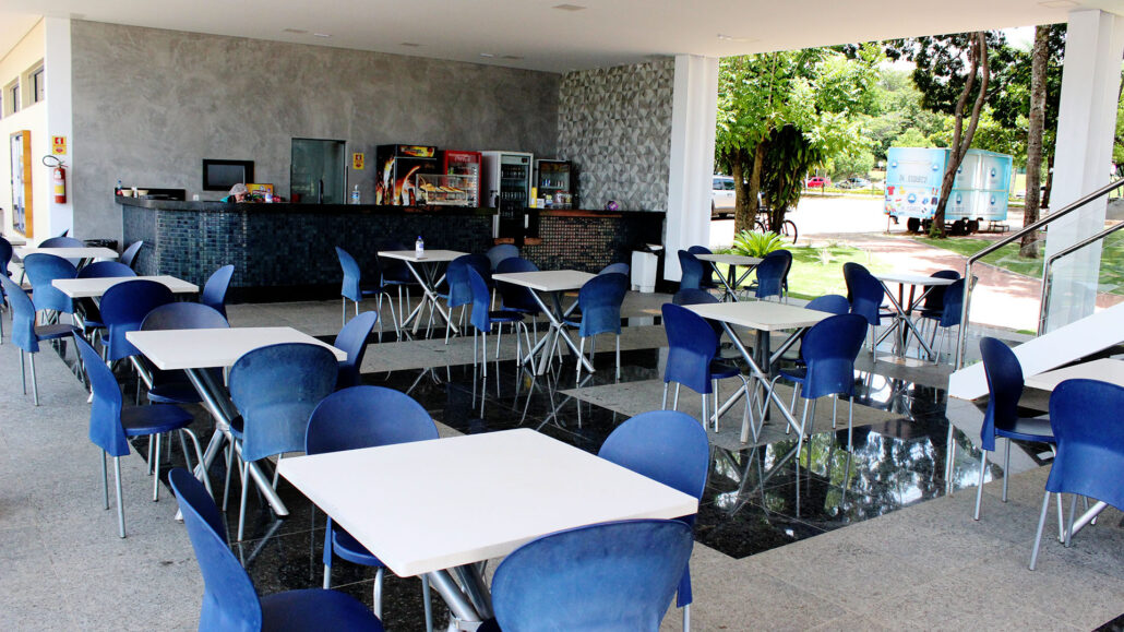 bar-piscina-clube-naval-df-1