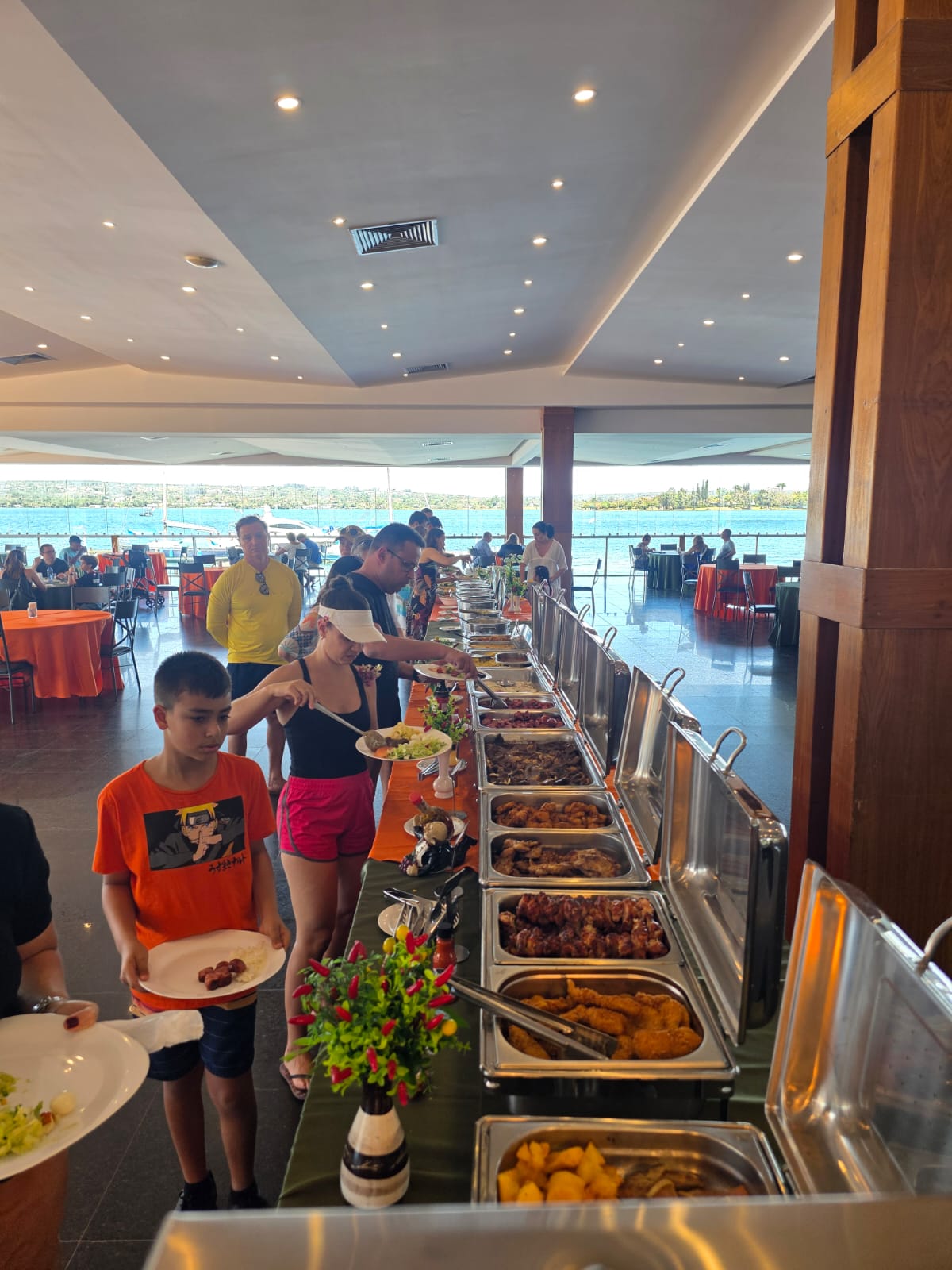 Restaurante do Salão Social aberto neste domingo 21/09